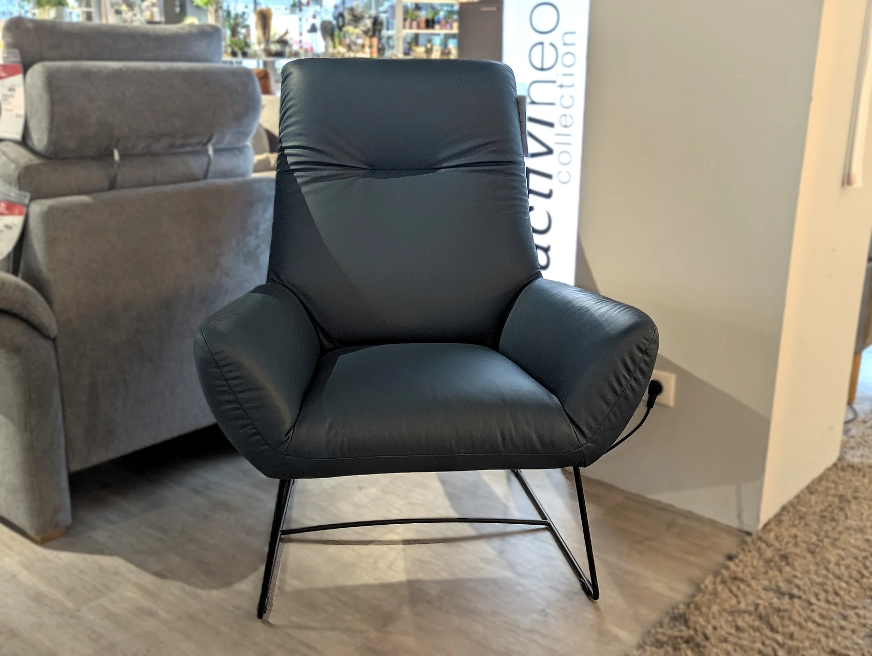 Ledersessel Ledersessel mit Metallgestell – moderner Relaxsessel von Möbel Debbeler