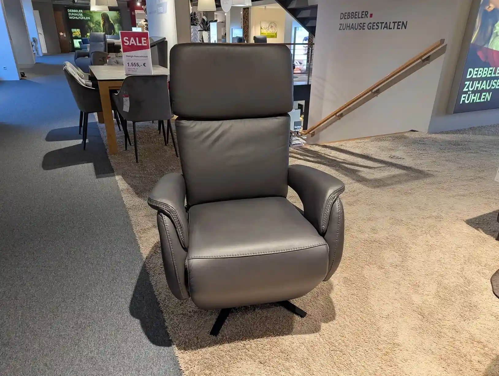 Drehsessel mit 3-motorischer Herz-Waage-Funktion