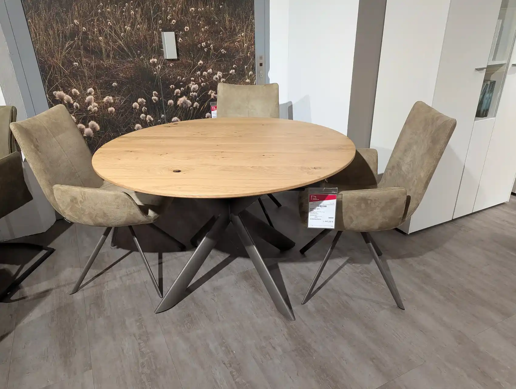 Esstisch mit Klappeinlage - Wildeiche hell lackiert