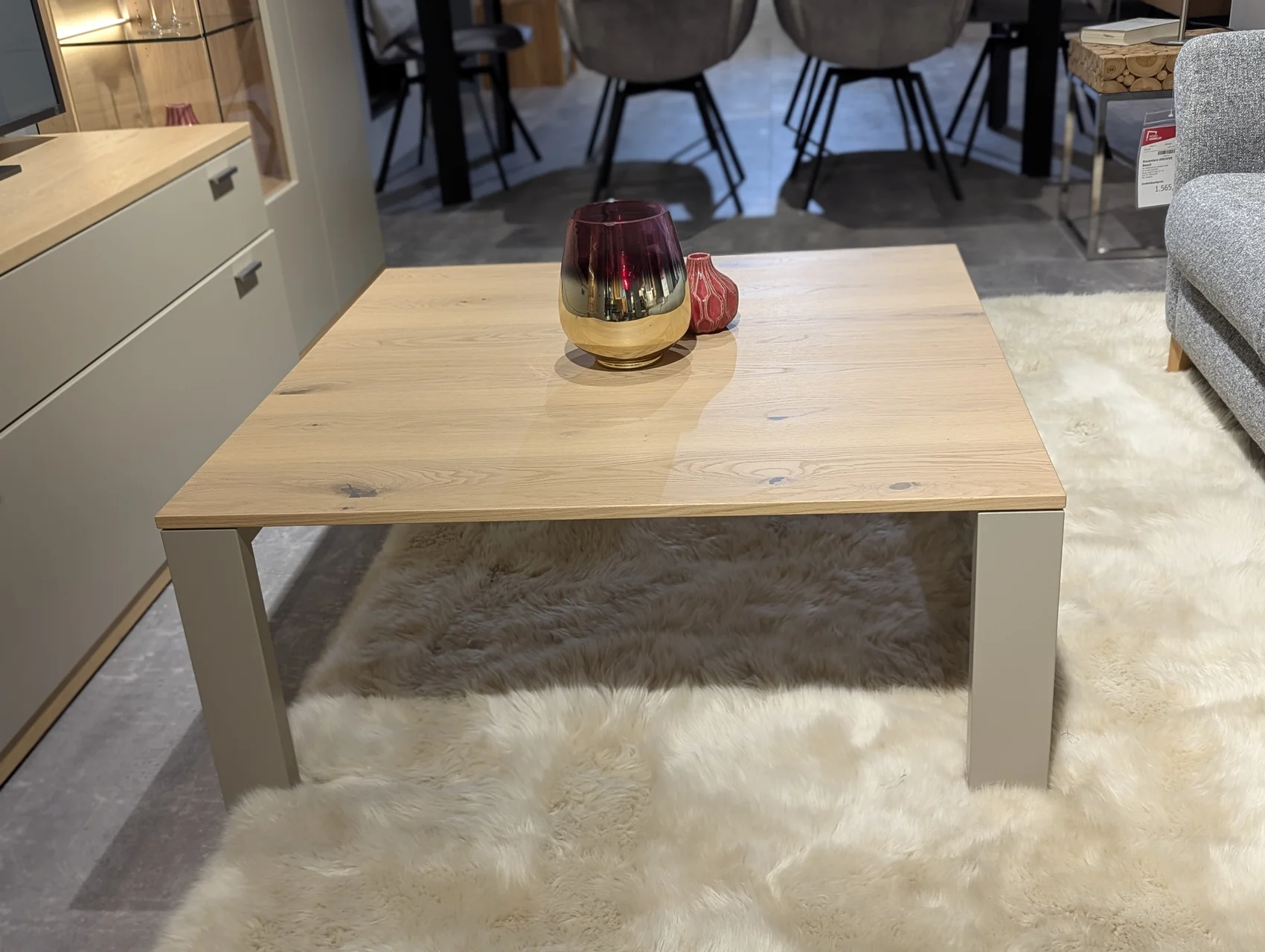 Couchtisch - 95 × 95 cm