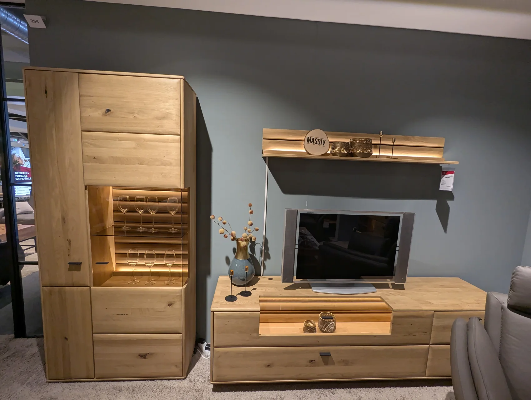 Wohnkombination – Ast-/Balkeneiche & Kristalleiche geölt Wohnkombination – Ast-/Balkeneiche & Kristalleiche geölt