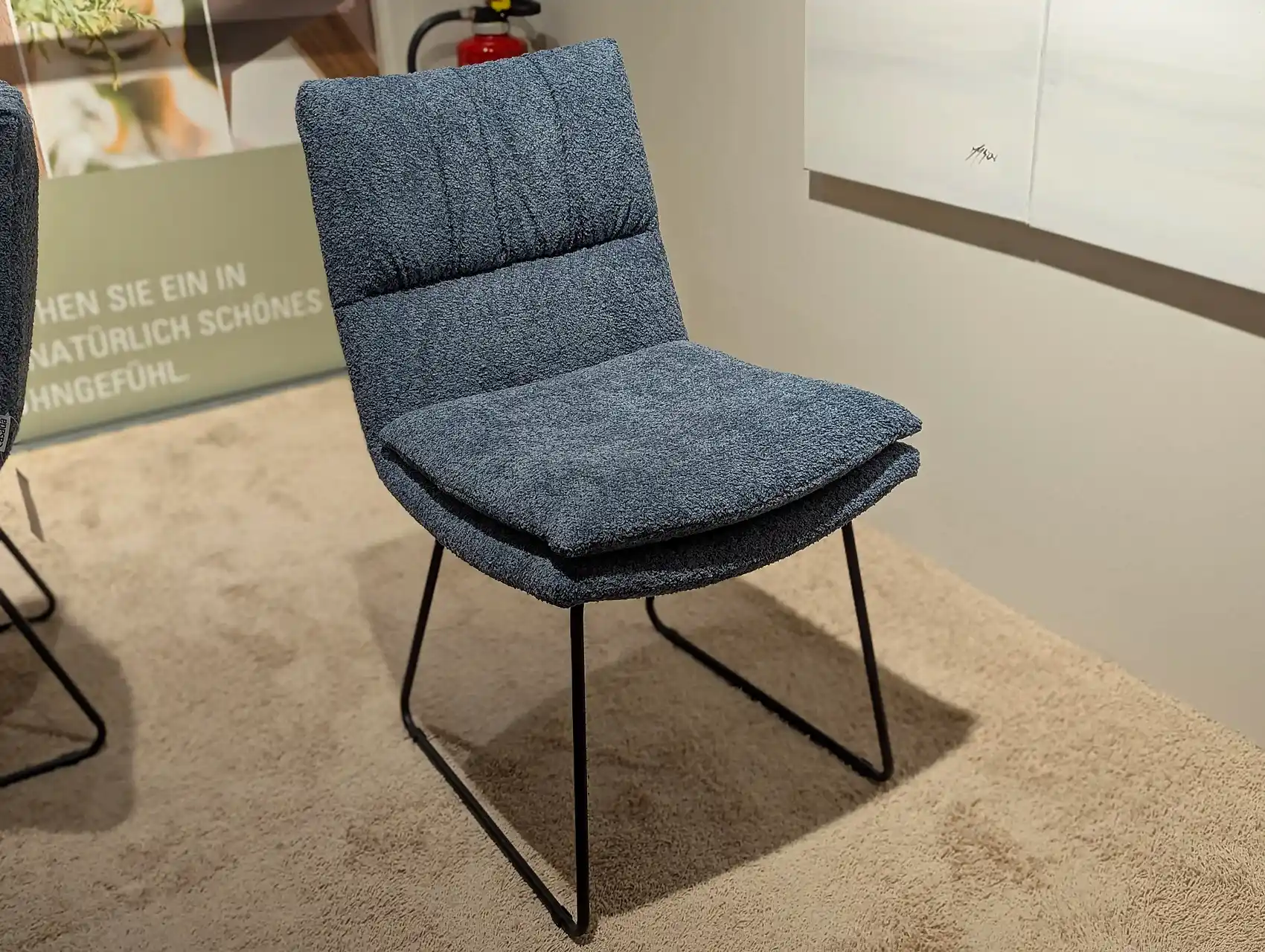 Moderner Polsterstuhl ohne Armlehne 